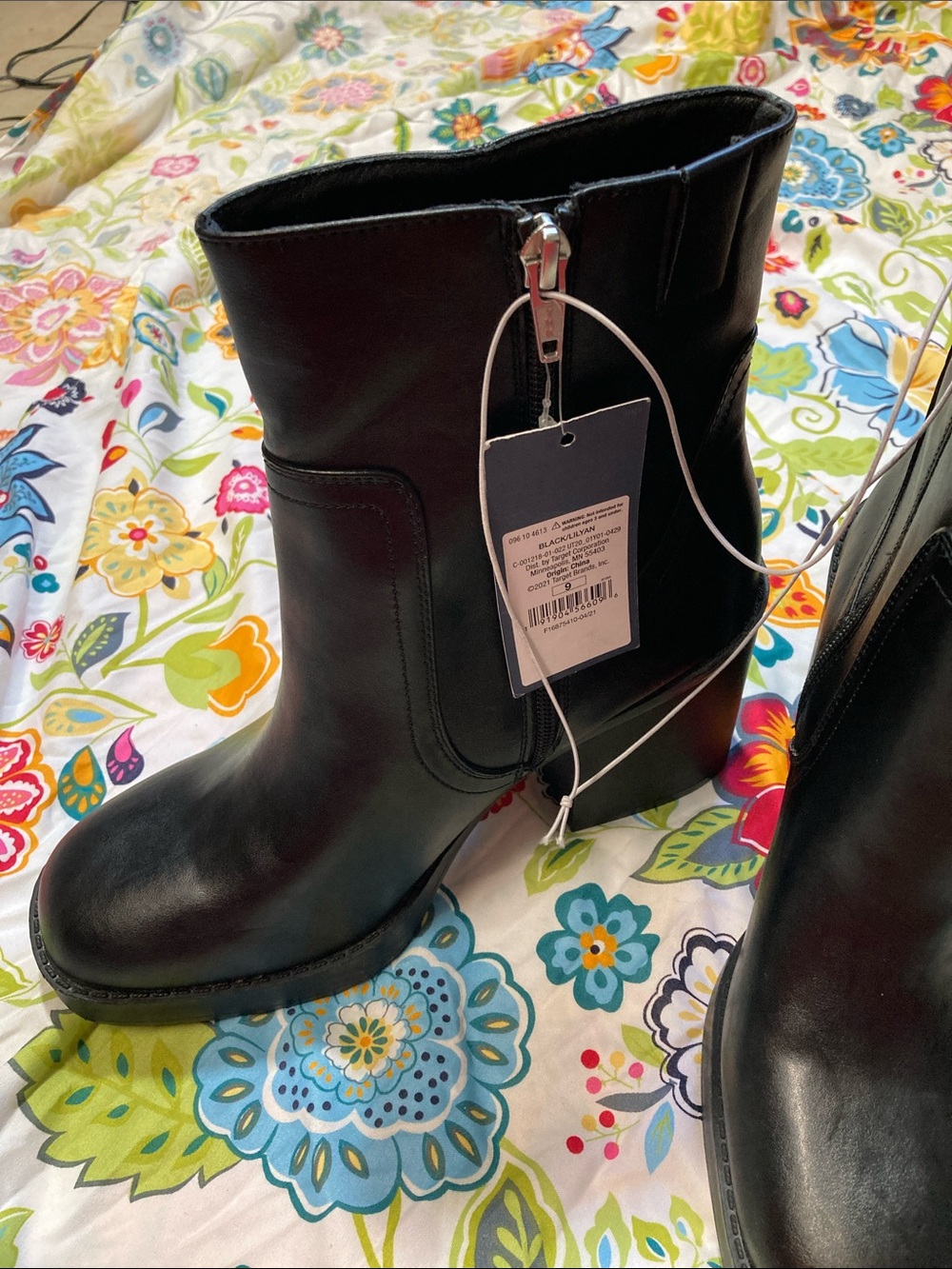 Universal Thread Black Lilyan Chunky Block Heel Ankle Boots Size 9 Semi NWT - Picture 6 of 11